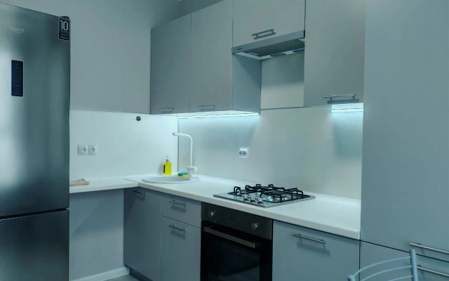 V Prekrasnom Novom Zhk Levoberezhye Flat