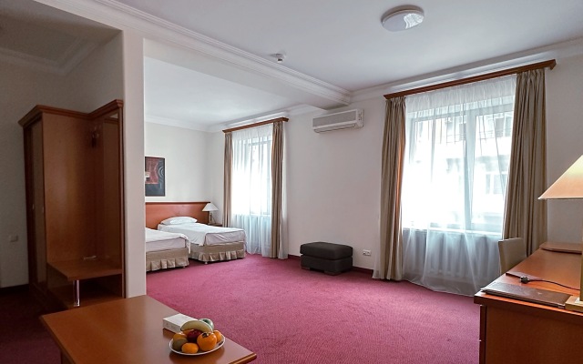 Aviatrans Hotel