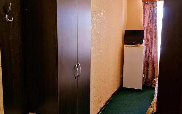 Imperiya Hotel