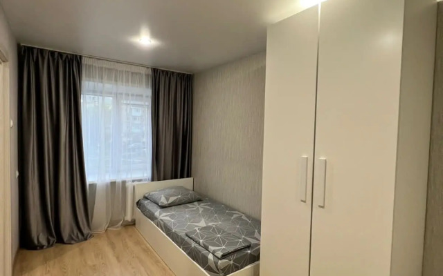 Dvukhkomnatnaya V Tsentre Goroda Flat