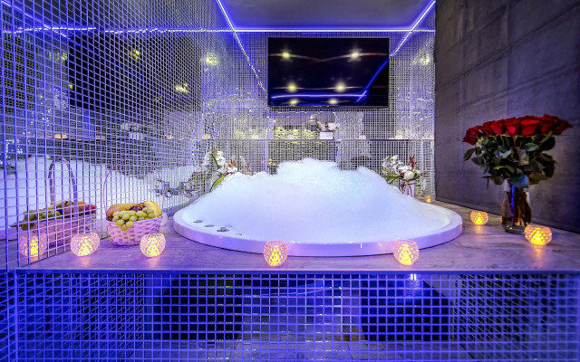 Aleks Novaya Okhta Hotel