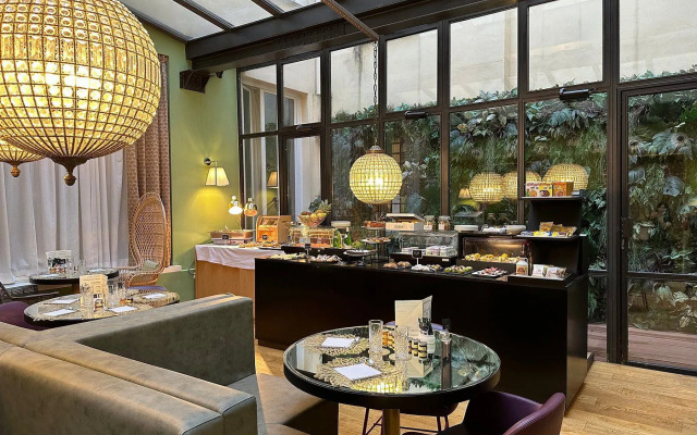 The Talent Hotel