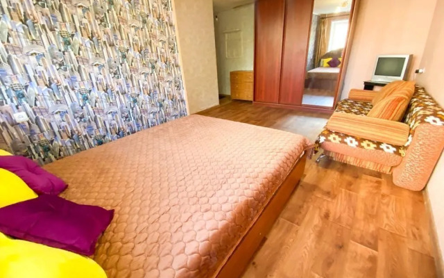 Na Antonova, 4 Flat