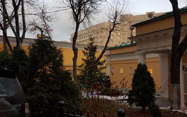 Квартира ElenaSweetHome в центре Москвы