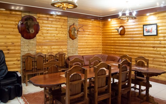 Na Nizhnetatarskoy Guest House