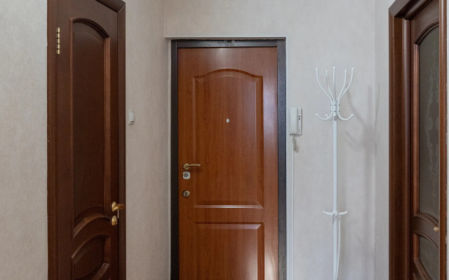 DeNoch Leningradskaya Flat