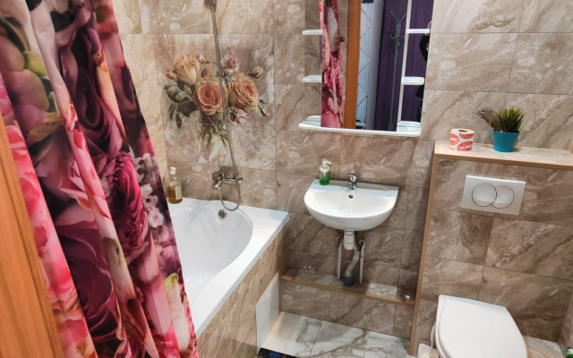 Квартира двухкомнатная в красивом современном доме