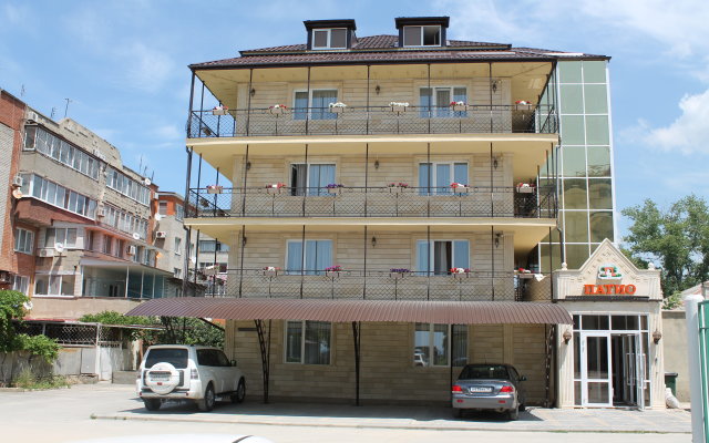 Anapa-Patio Hotel