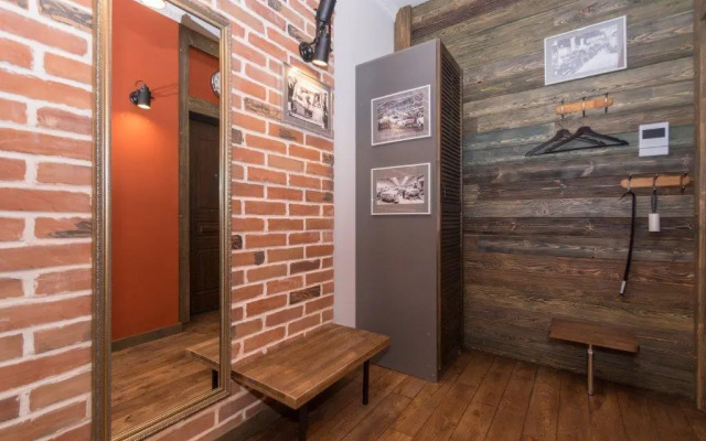 Апартаменты в Центре Города у Нарымского Сквера 1