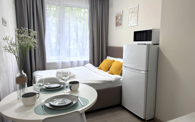 Ryadom S M Novogireevo Apartments
