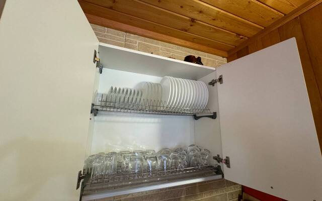 Gostevoy Dom Khadzhokhskiy Dvorik Guest House