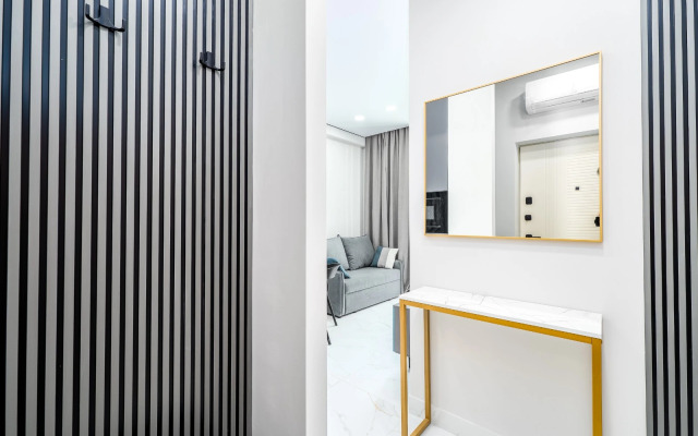 Skay Plaza 3 U Morya Apartments