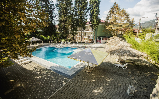 Gora Tsarya Bagrata Hotel 