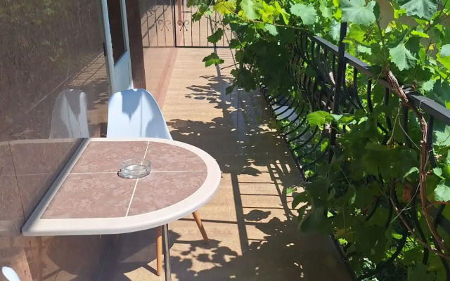Nika Guest House