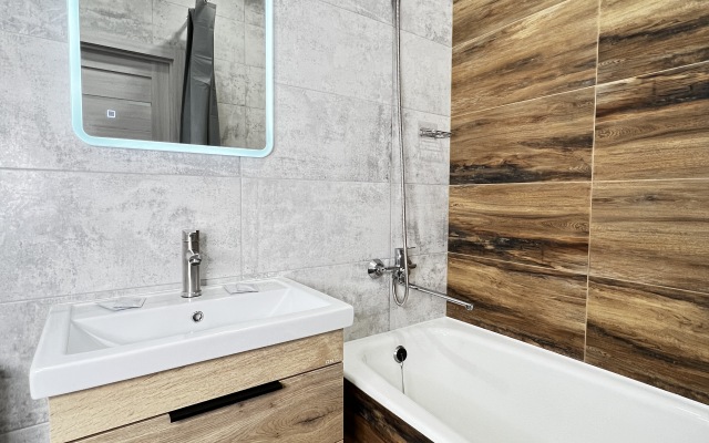 Yasny Bereg 3, 1 etazh Flat