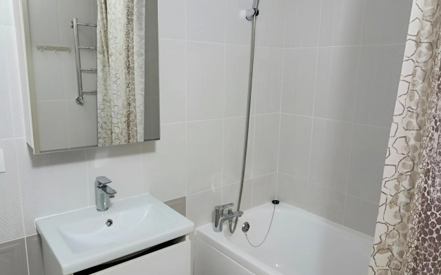 Yevrotreshka (122) Flat