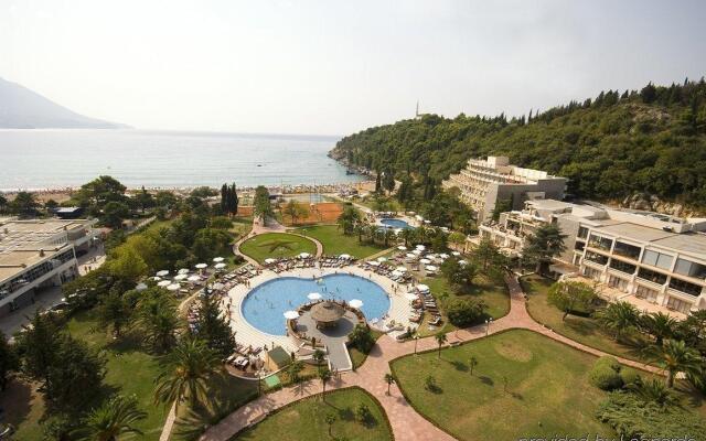 Iberostar Bellevue - All Inclusive