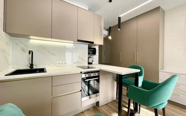 Ryadom S Plyazhem Flat