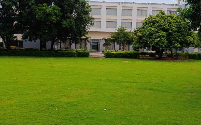 Savitri Resorts Pushkar Hotel