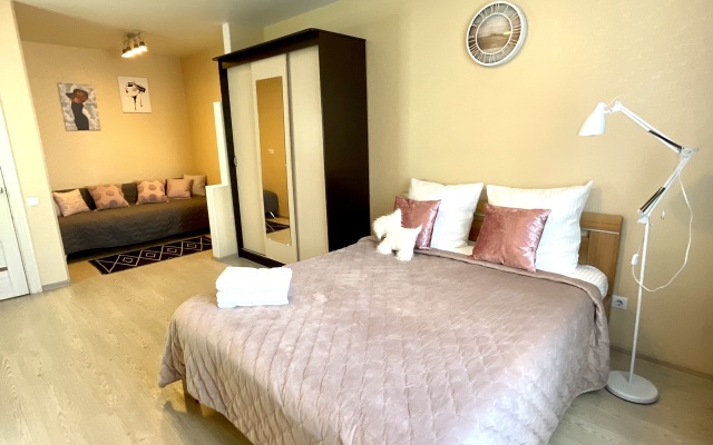 Апартаменты КВАРТ отель на Первомайском проспекте