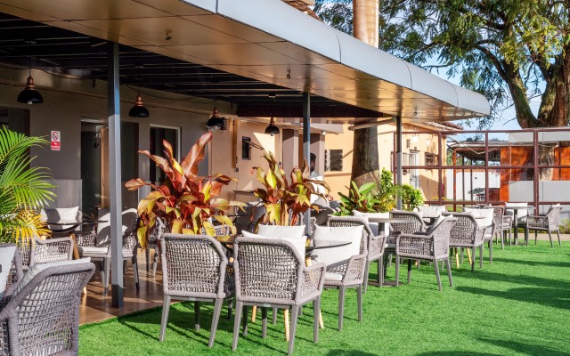 Afro Park Hotel And Health Club Hotel