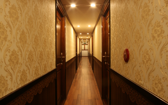 Oriental Sails Hotel
