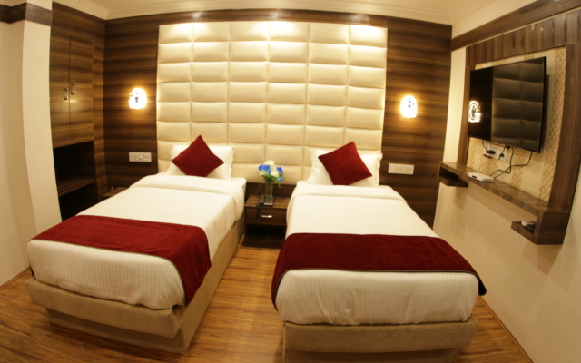 Royal Castle Hotel