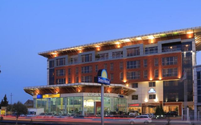 Days Hotel by Wyndham Baku Hotel