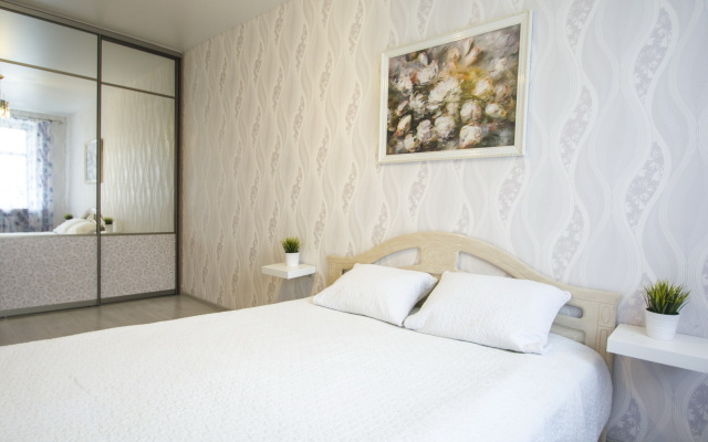 Aparton na Nezavisimosti 52 Apartments