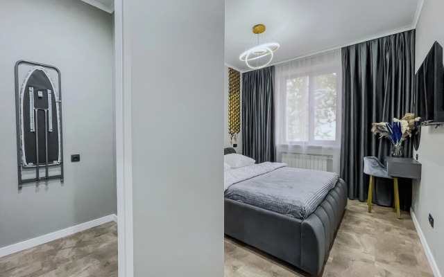 ApartamentGreen Fox na ulitse Nikolaya Ostrovskogo Apartaments