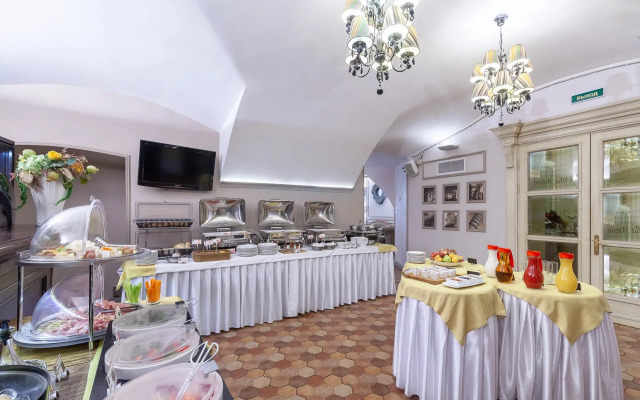 Aston Boutique-Hotel