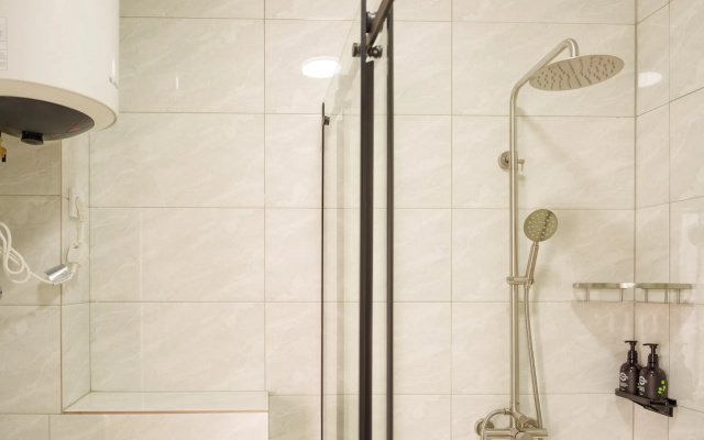 Отель Ton Azure Hotel
