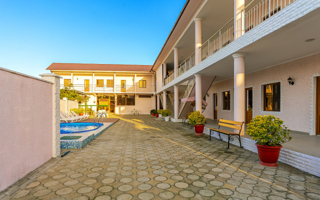 Mini-Otel  Platan