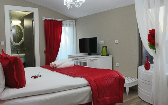 Mic Royal Hotel