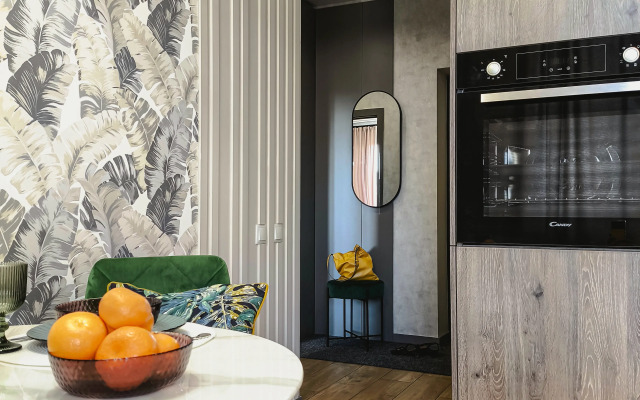 Novye V Dome Biznes Klassa S Okhranoy Apartment