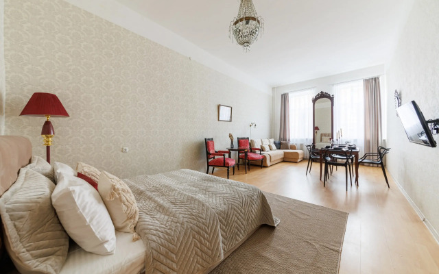 Vidovye na Bolshoy Konyushennoy Apartments