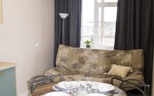 Apartment Atmosphere-Romantic 1