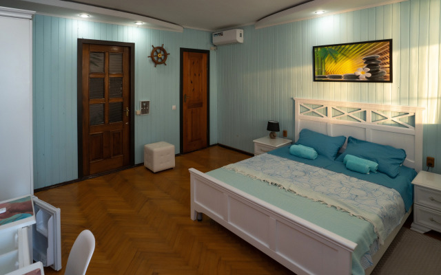 Kray Morya Guest House