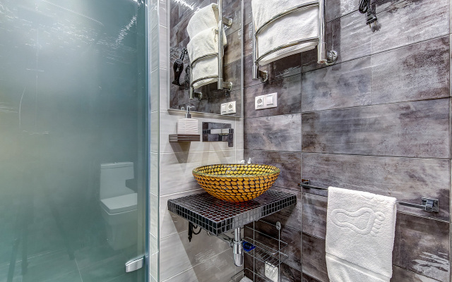 Квартира R&B на Невском