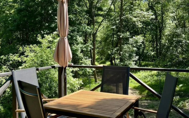 Частный дом Пещера