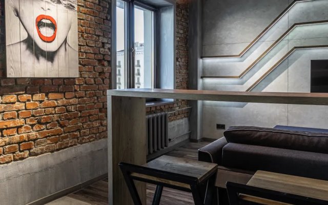 V Stile Loft Na Prospekte Nezavisimosti Apartments