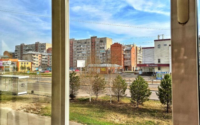 Апартаменты Rise and Shine 32 Mikrorayon