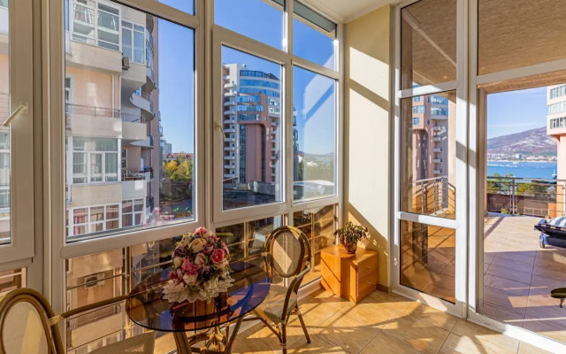 Квартира на Красногвардейской 38АлитА