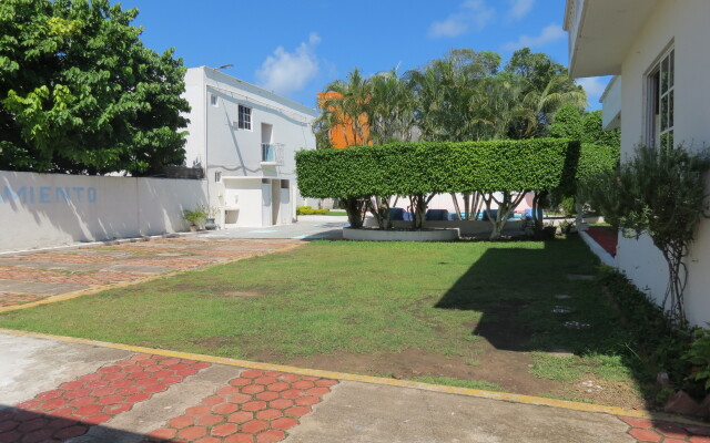 Отель Albri by Rotamundos