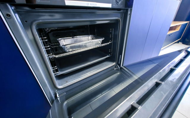 Квартира Вместительная у МРНЦ им. Цыба