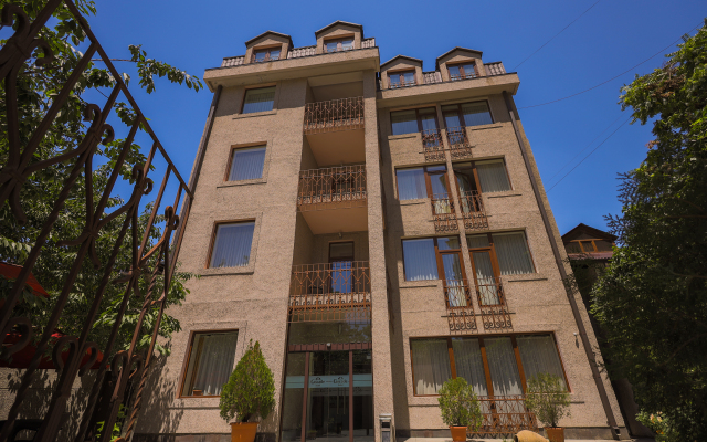 Cascade Yerevan Hotel