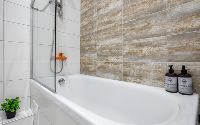 Na Kongressnoy Ekspograd Yug Flat