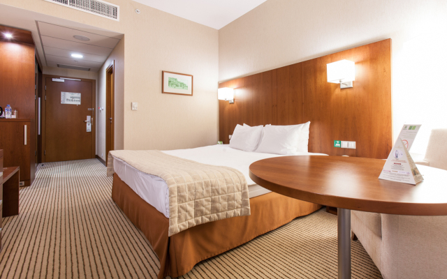 HolidayHall Samara Hotel