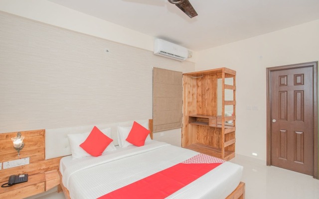 Отель Dollars Nest