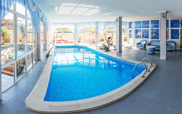 Nelli Resort Hotel